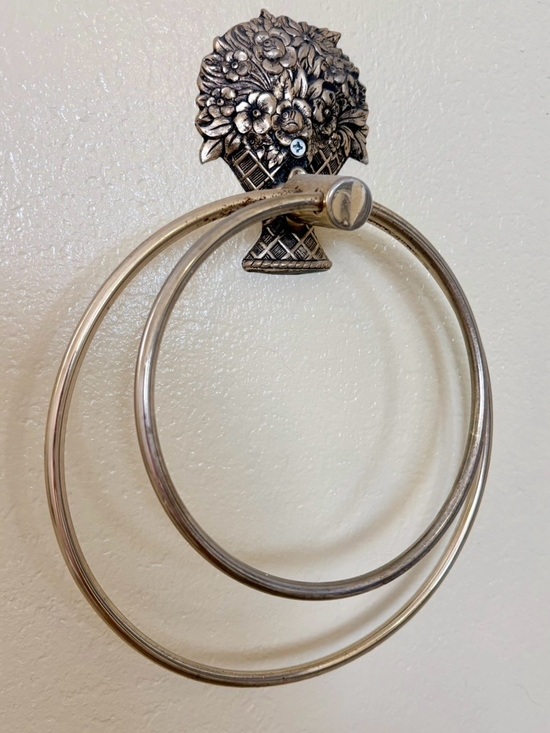 Vintage Other - Vintage Brass Floral Basket Double Towel Ring Wall Mount Hollywood Regency